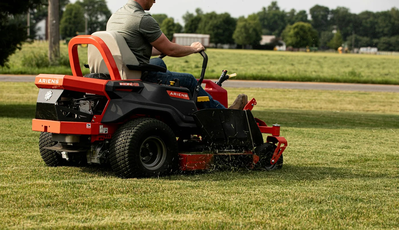 Mowing & Edging — illustrative service photograph